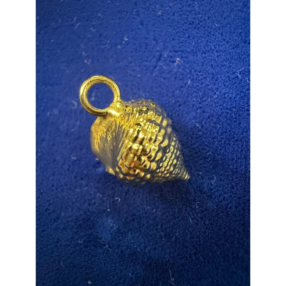 Gold Tone Textured Sea Shell Pendant Cone Shell Charm Jewelry Accessory